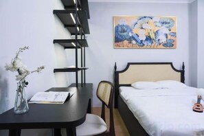 Unclassified image, 4 of 14, button - Soho Premium Suites - Ben Thanh Market Area & SG's Heart (Ho Chi Minh City)