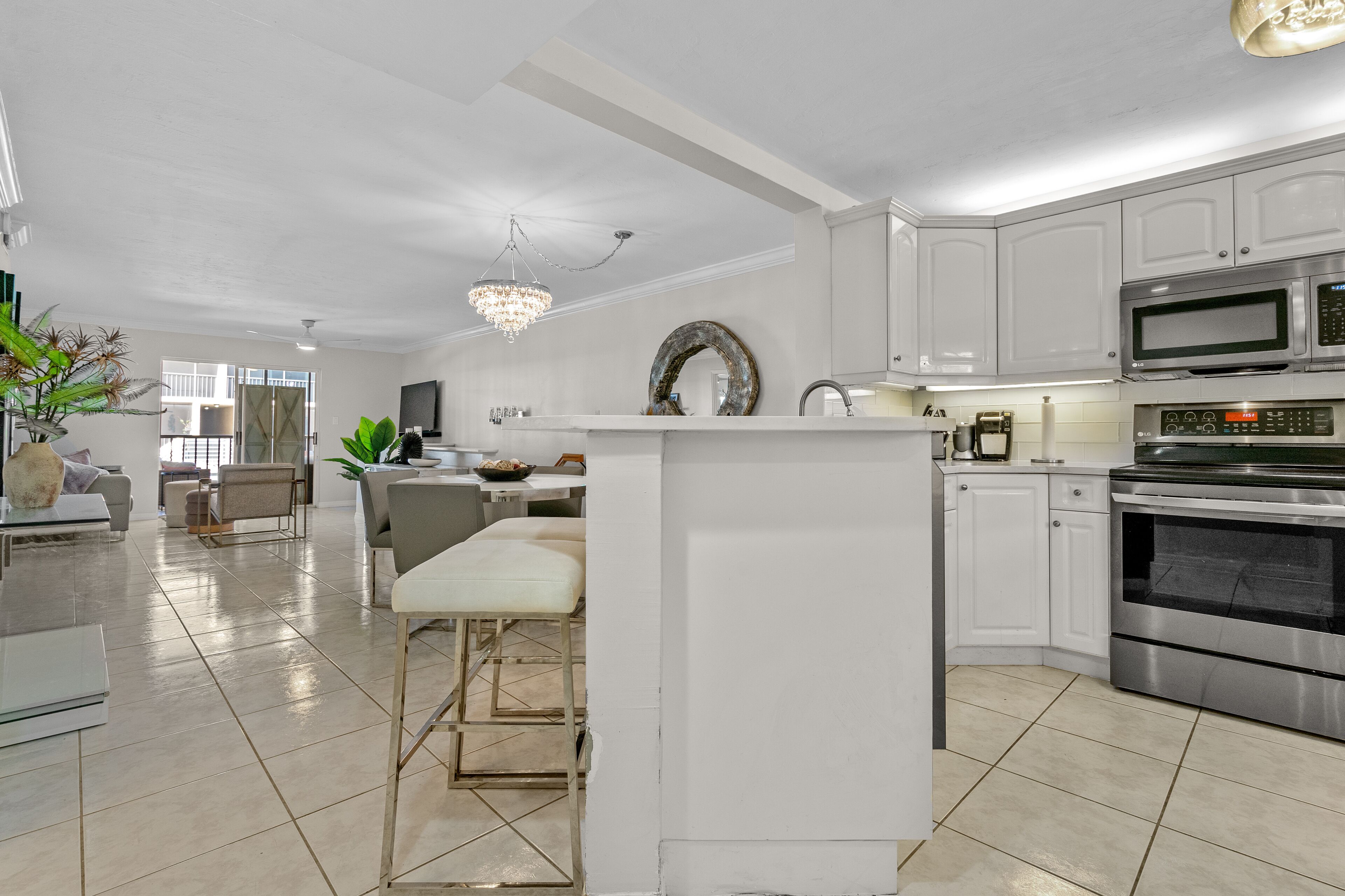 微波炉、烤箱、炉灶、洗碗机