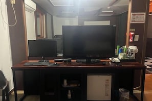 Unclassified image, 4 of 7, button - Sisilli Motel (Uijeongbu)