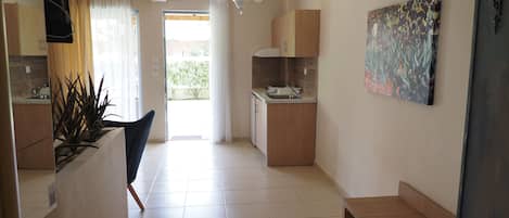Apartment, Garden View | Living area