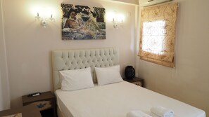 Apartment, Garden View