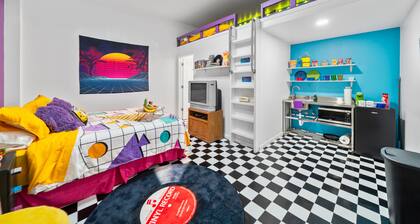 80s/90s Apartment w/ Mario Loft + Museum Discount