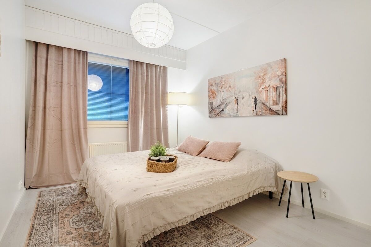 1 bedroom, internet, bed sheets