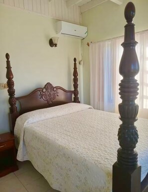 Iron/ironing board, free WiFi