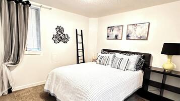 2 عدّة غرف نوم ومكتب ومكواة/لوح كي وواي فاي مجانًا