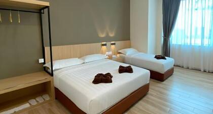 Kaia Suite Hotel