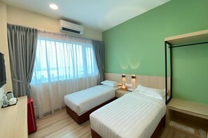 Room - Kaia Suite Hotel (Semporna)