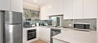 Bella Vista Unit 19, 19-21 Shoal Bay Road, Shoal B