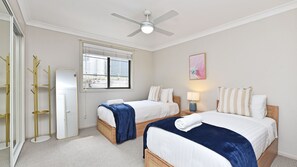 مكواة/لوح كي وواي فاي مجانًا وملاءات أسرّة