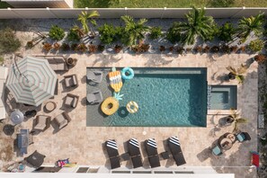 Outdoor pool, a heated pool