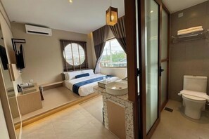 Schallisolierte Zimmer, Bügeleisen/Bügelbrett