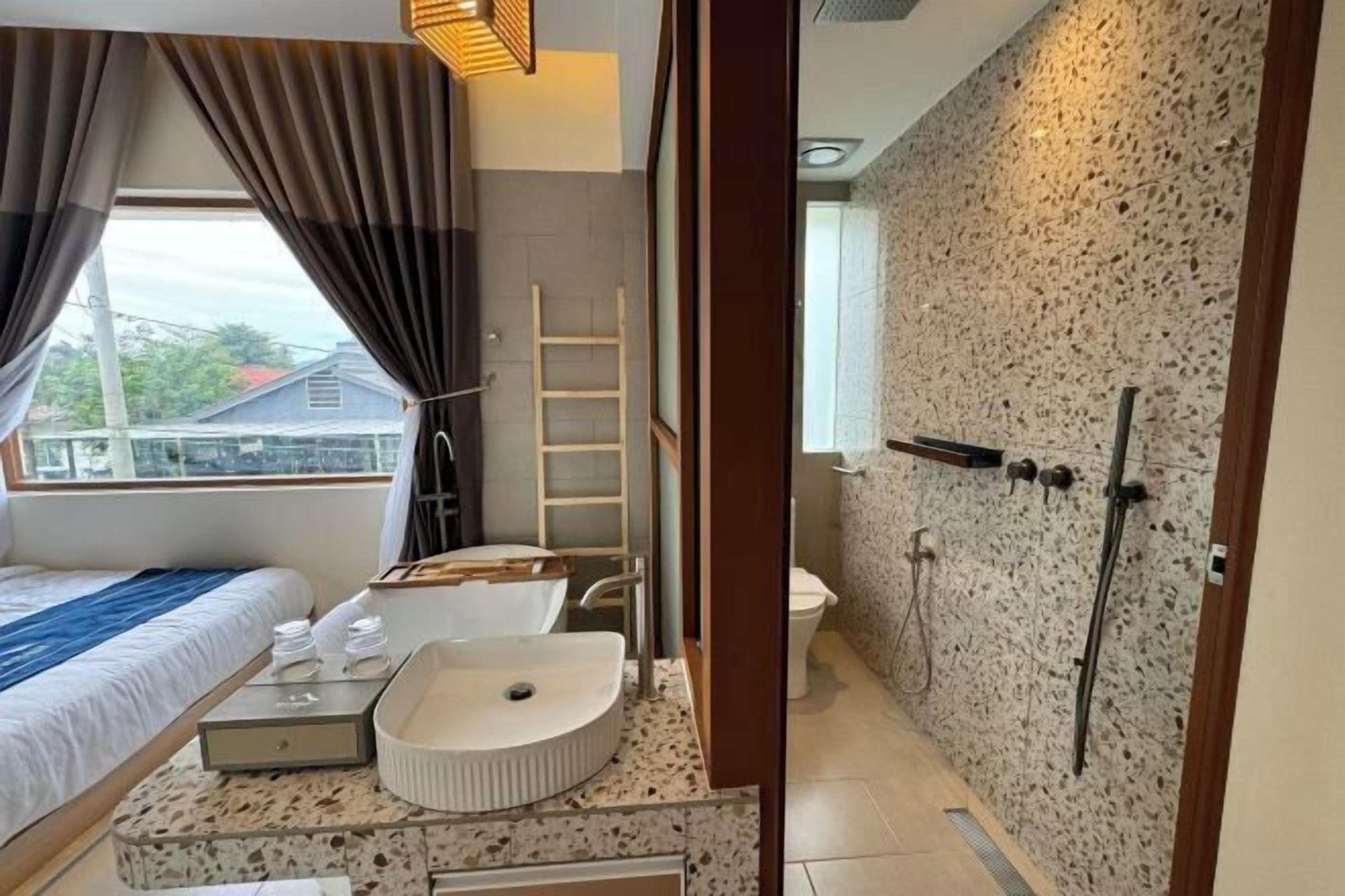 Schallisolierte Zimmer, Bügeleisen/Bügelbrett
