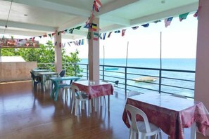 Room - Ocean View Lodging House (Oslob)