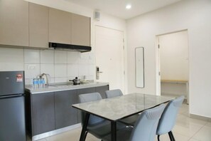 Room - The Sun Executive Suite (Bayan Lepas)