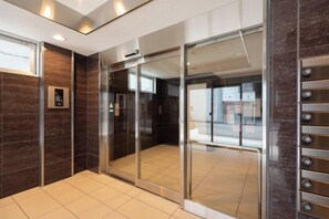 Unclassified image, 4 of 24, button - Tanimachikun Star Hotel Kujo 27 (Osaka)