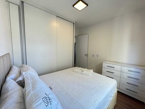 2 makuuhuonetta, silitysrauta/-lauta, Wi-Fi, vuodevaatteet