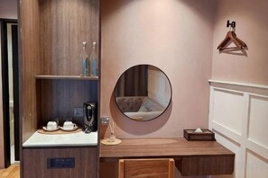 Interior - The Palm Suite at Lava Mansion (George Town)