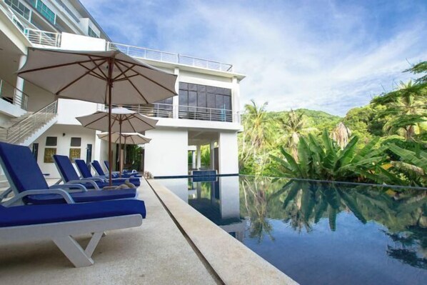 Outdoor pool - Karon Hill 2 Bedroom Amazing Full Seaview Condo (Phuket)