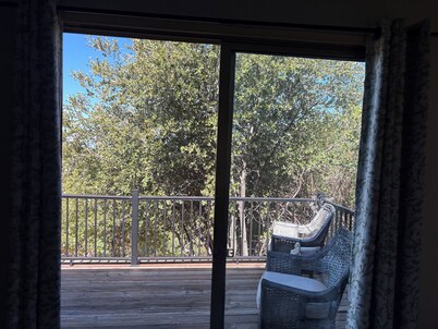 Cozy Cabin home. Secluded. Nature. Views