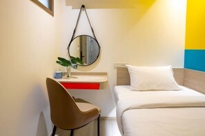 Soundproofing - Hometel Night Bazaar Chiangmai (Chiang Mai)