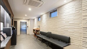 Lobby - Dream Inn Hakata (Fukuoka)