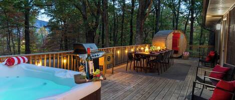 House (6 Bedrooms) | Front of property