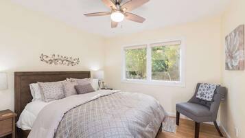 3 dormitorios, tabla de planchar con plancha, wifi gratis y ropa de cama