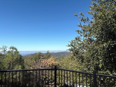 Secluded Zen Tiny Home with Amazing Views