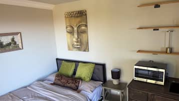 1 habitación, wifi y ropa de cama