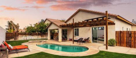 Ferienhaus (4 Bedrooms) | Fassade der Unterkunft