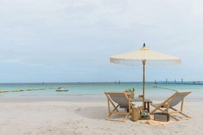 Private beach nearby - Mila Kohlarn (Koh Larn)