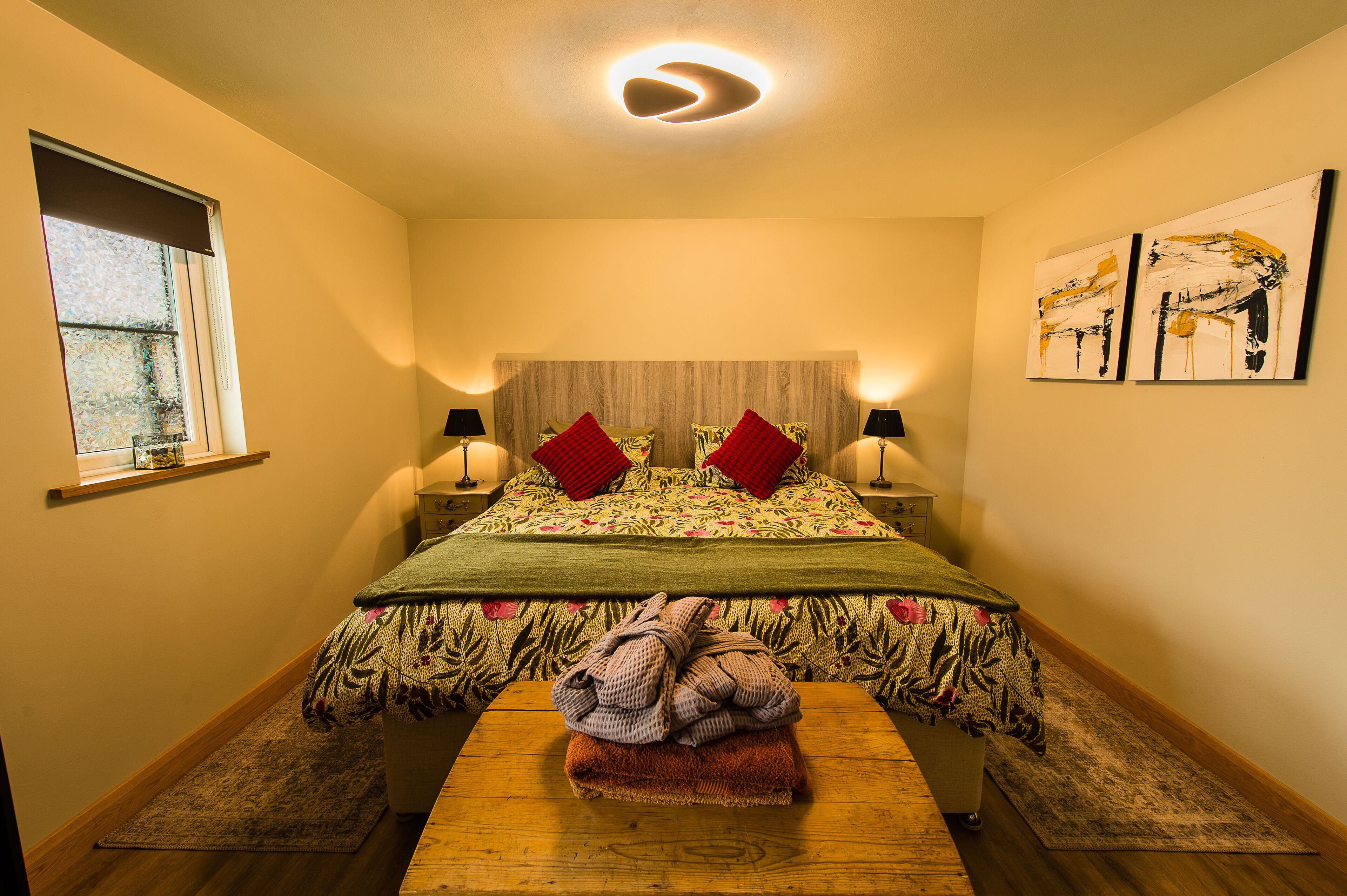 1 Schlafzimmer, kostenloses WLAN, Bettwäsche, Rollstuhlgeeignet