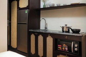 Cribs/infant beds