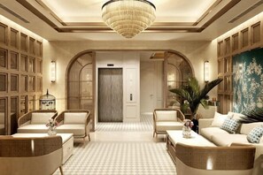 Lobby lounge