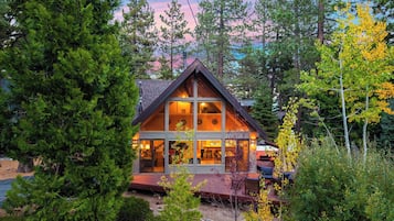 House (4 Bedrooms) | Front of property