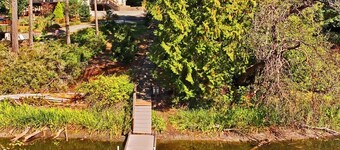 Lake View & Dock Access |Fast & Reliable Internet | Game Room | Pet Friendly