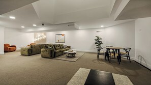 Smart TV, video library
