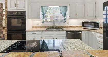 Lakefront Retreat w/ Private Cove & 12 Acres