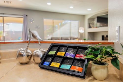 Casa Aria 4BR Home & Heated Pool