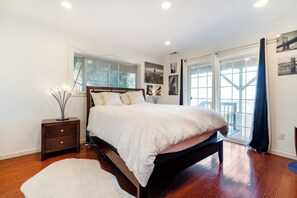 3 Schlafzimmer, Schreibtisch, Bügeleisen/Bügelbrett, kostenloses WLAN