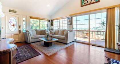 San Francisco Bay View Home - 3BR Brisbane - Near SF - 29+ Night Stays