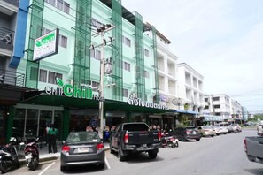 Unclassified image, 2 of 12, button - Chill Chill Hotel (Krabi)