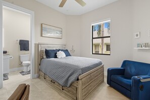 4 bedrooms, desk, free WiFi, bed sheets