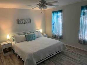 3 bedrooms, iron/ironing board, WiFi, bed sheets - Hook, Relax & Stay: 3 BR Fishing Haven in Aransas Pass (Aransas Pass)
