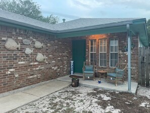 Exterior - Hook, Relax & Stay: 3 BR Fishing Haven in Aransas Pass (Aransas Pass)