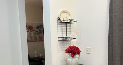 Weekend Get-A-Way/Game Day Sleep-Over/BBQ Trail Local Central. We've Got it All!