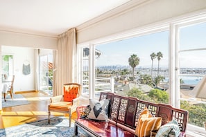 Téléviseur, livres