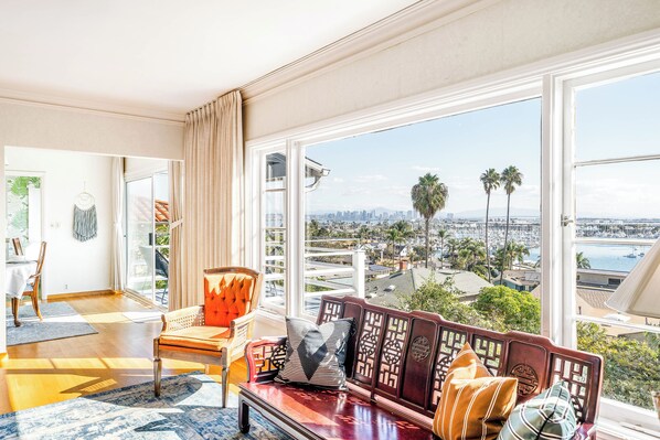 Téléviseur, livres