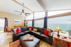 TV, fireplace, DVD player, books