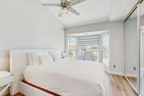 2 chambres, fer et planche à repasser, accès au Wi-Fi (inclus)